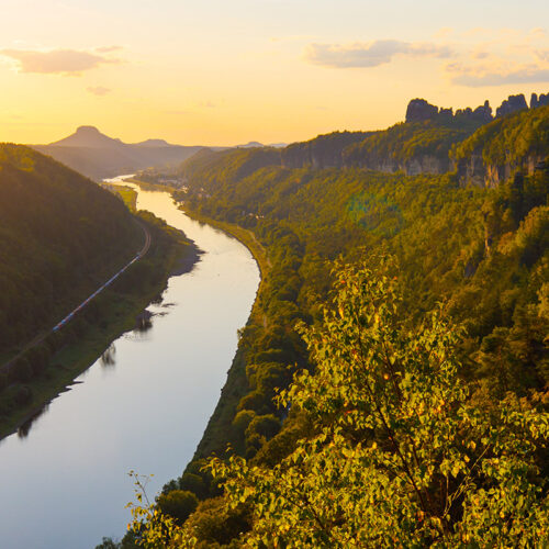 1AdobeStock_300708840_Start-1600.jpg