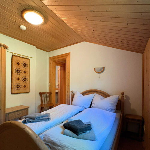 Schlafzimmer (1 x Doppelbett) - Obergeschoss