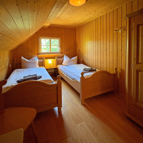 Schlafzimmer (2 x Einzelbett) - Obergeschoss
